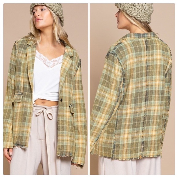 **ON BACK ORDER UNTIL FURTHER NOTICE** POL Grunge Meets Retro Plaid Jacket - Picture 15 of 17